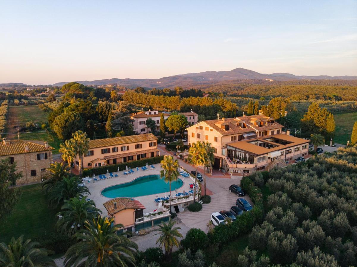 Agrihotel Elisabetta Collemezzano Extérieur photo