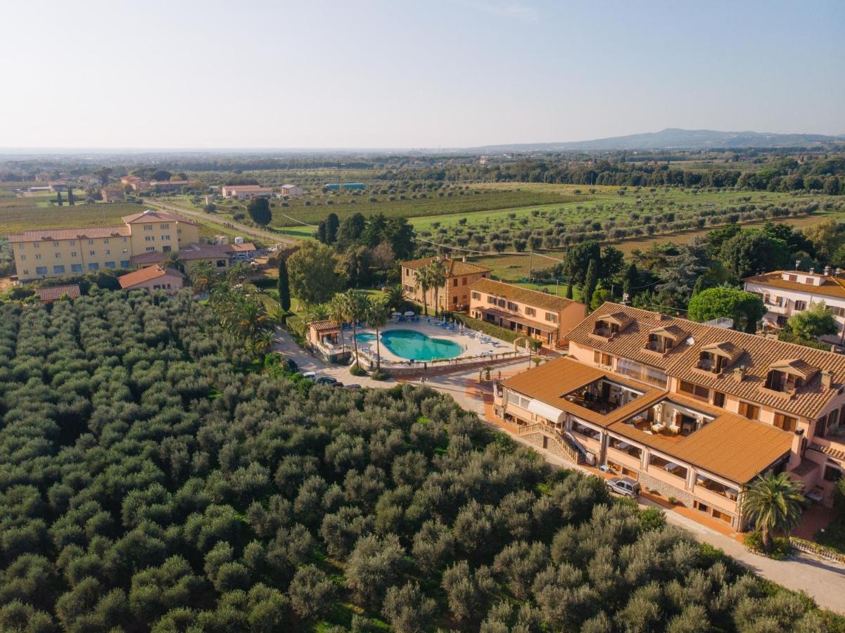 Agrihotel Elisabetta Collemezzano Extérieur photo