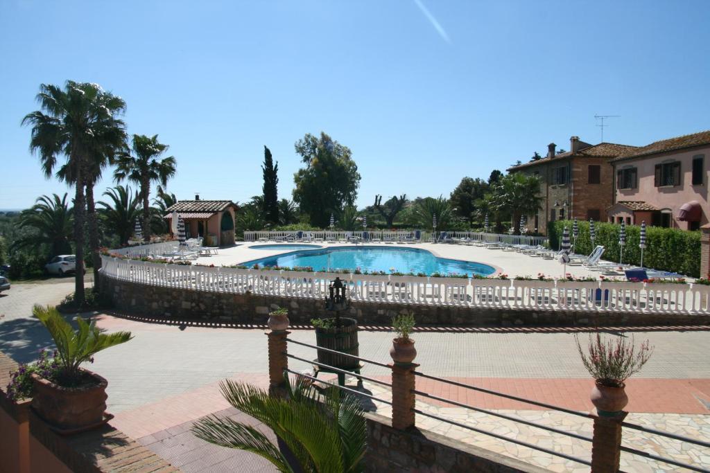 Agrihotel Elisabetta Collemezzano Extérieur photo