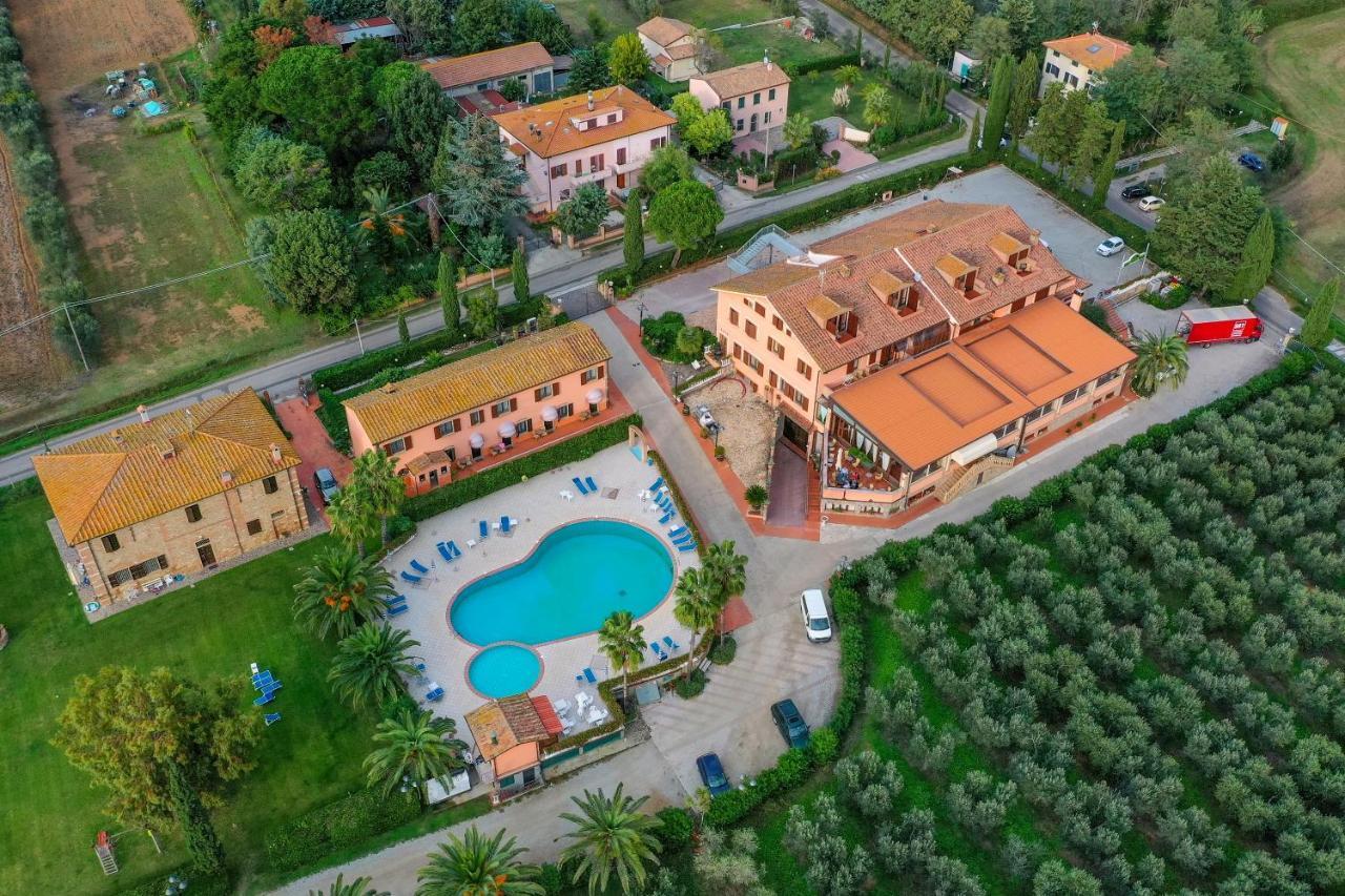 Agrihotel Elisabetta Collemezzano Extérieur photo